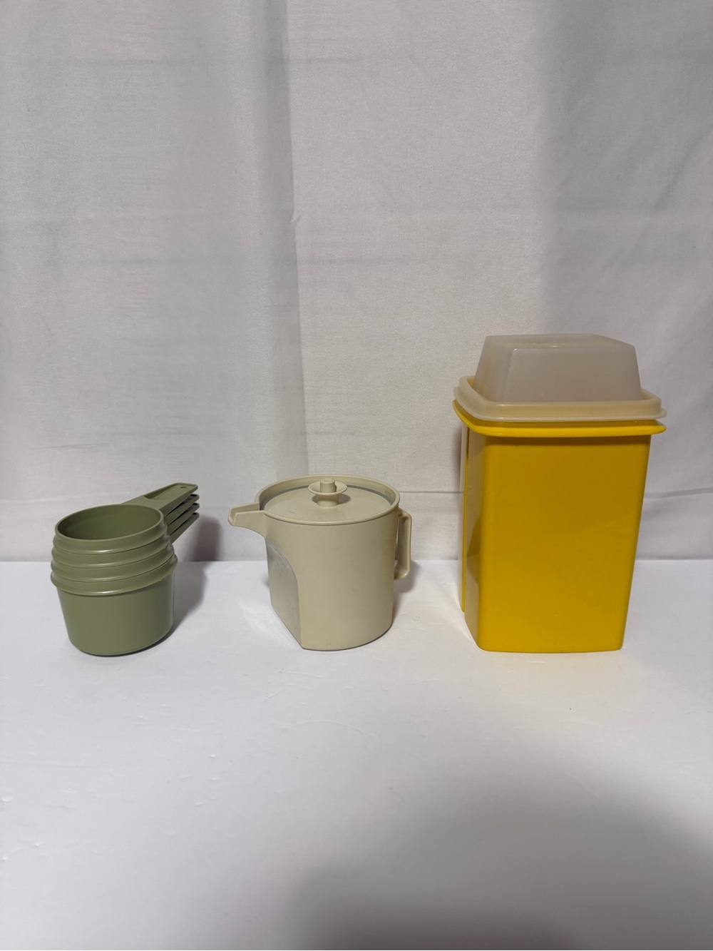 Tupperware Yellow Kitchen Storage Canister with Cream Measuring Set